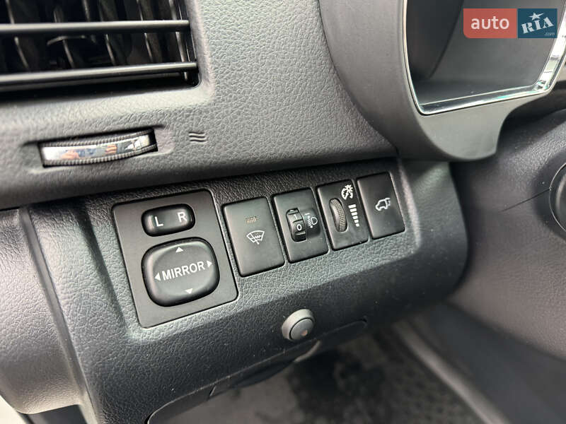 Внедорожник / Кроссовер Toyota Highlander 2012 в Харькове