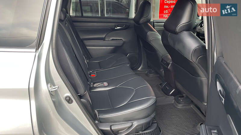 Внедорожник / Кроссовер Toyota Highlander 2021 в Запорожье фото 7 Внедорожник / Кроссовер Toyota Highlander 2021 в Запорожье