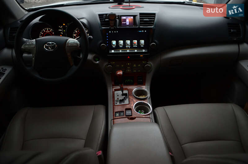 Внедорожник / Кроссовер Toyota Highlander 2008 в Киеве