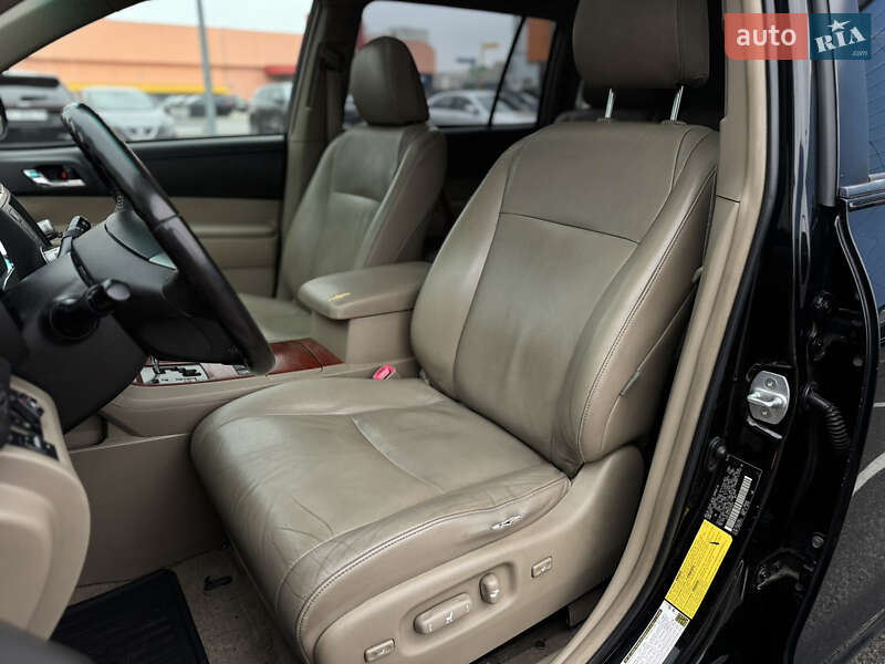 Внедорожник / Кроссовер Toyota Highlander 2008 в Киеве