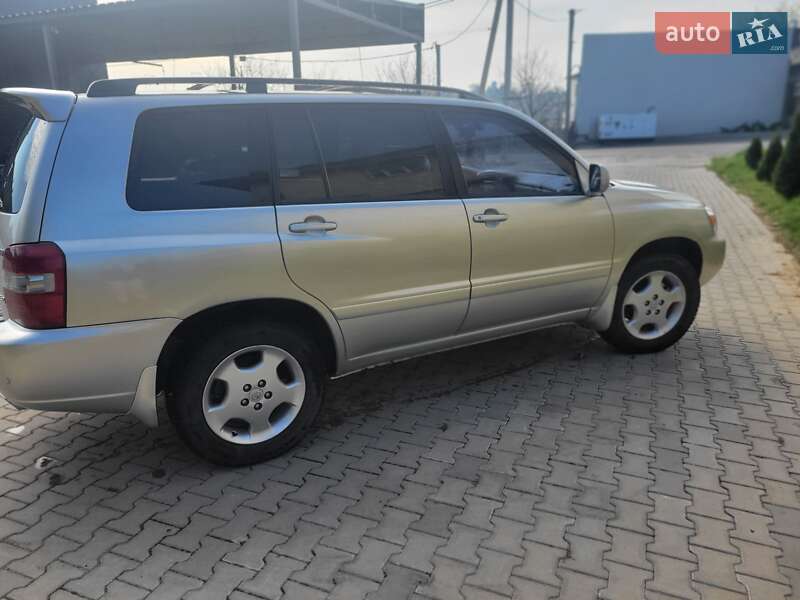 Внедорожник / Кроссовер Toyota Highlander 2006 в Черновцах