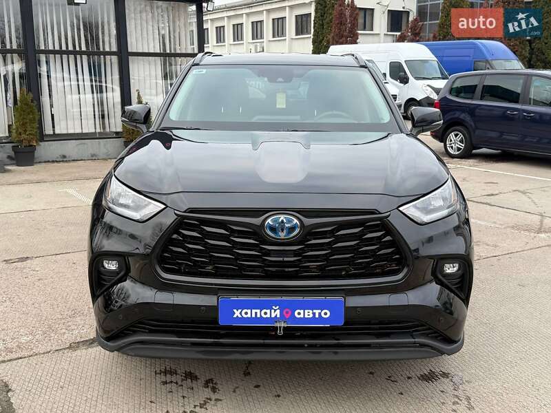 Внедорожник / Кроссовер Toyota Highlander 2023 в Киеве