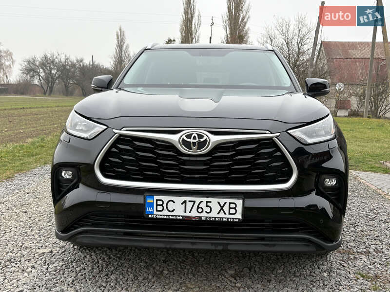 Внедорожник / Кроссовер Toyota Highlander 2020 в Луцке