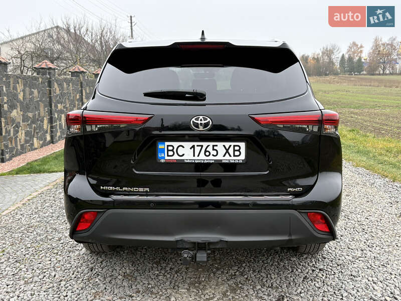 Внедорожник / Кроссовер Toyota Highlander 2020 в Луцке