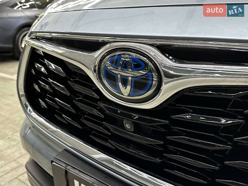 Внедорожник / Кроссовер Toyota Highlander 2020 в Киеве