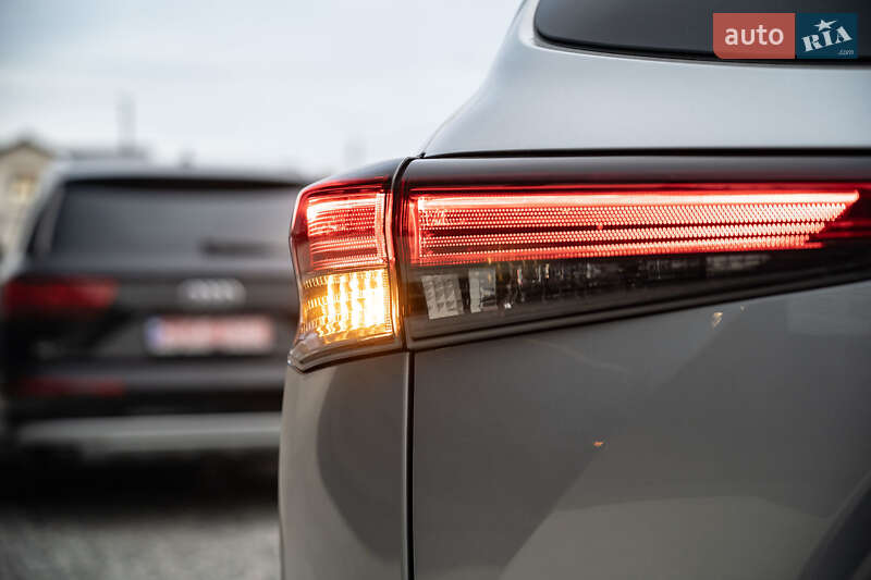 Внедорожник / Кроссовер Toyota Highlander 2021 в Черновцах фото 7 Внедорожник / Кроссовер Toyota Highlander 2021 в Черновцах