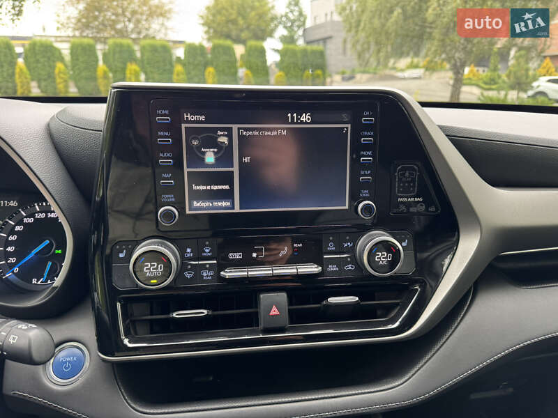 Внедорожник / Кроссовер Toyota Highlander 2021 в Хмельницком