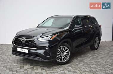 Позашляховик / Кросовер Toyota Highlander 2022 в Києві