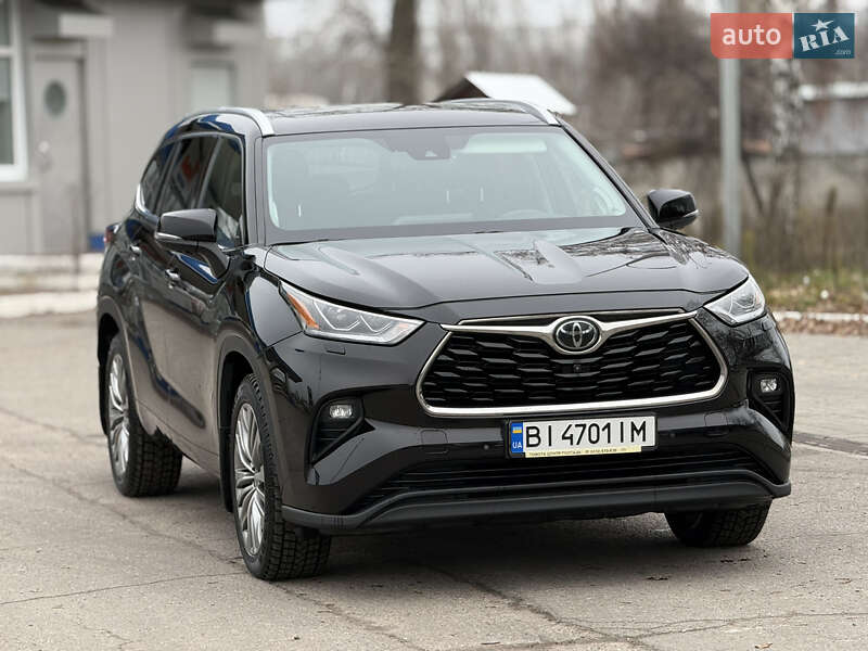 Внедорожник / Кроссовер Toyota Highlander 2020 в Кременчуге