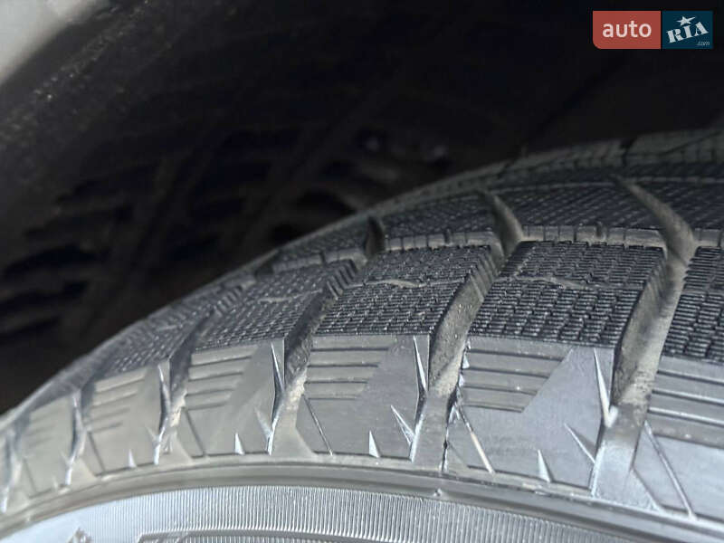 Позашляховик / Кросовер Toyota Highlander 2021 в Львові