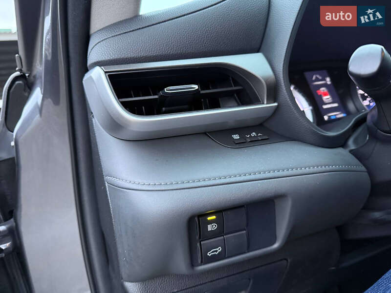 Позашляховик / Кросовер Toyota Highlander 2021 в Львові