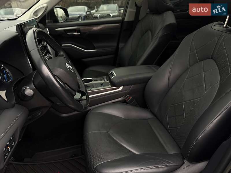 Позашляховик / Кросовер Toyota Highlander 2020 в Харкові фото 16 Позашляховик / Кросовер Toyota Highlander 2020 в Харкові
