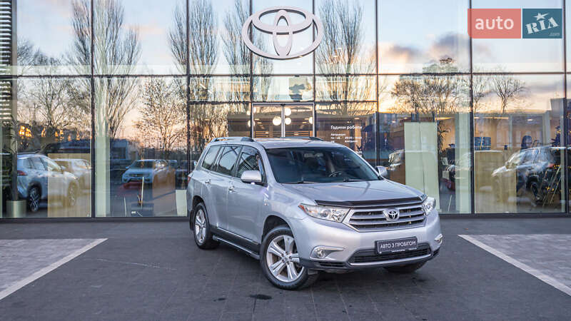 Позашляховик / Кросовер Toyota Highlander 2013 в Дніпрі фото 22 Позашляховик / Кросовер Toyota Highlander 2013 в Дніпрі