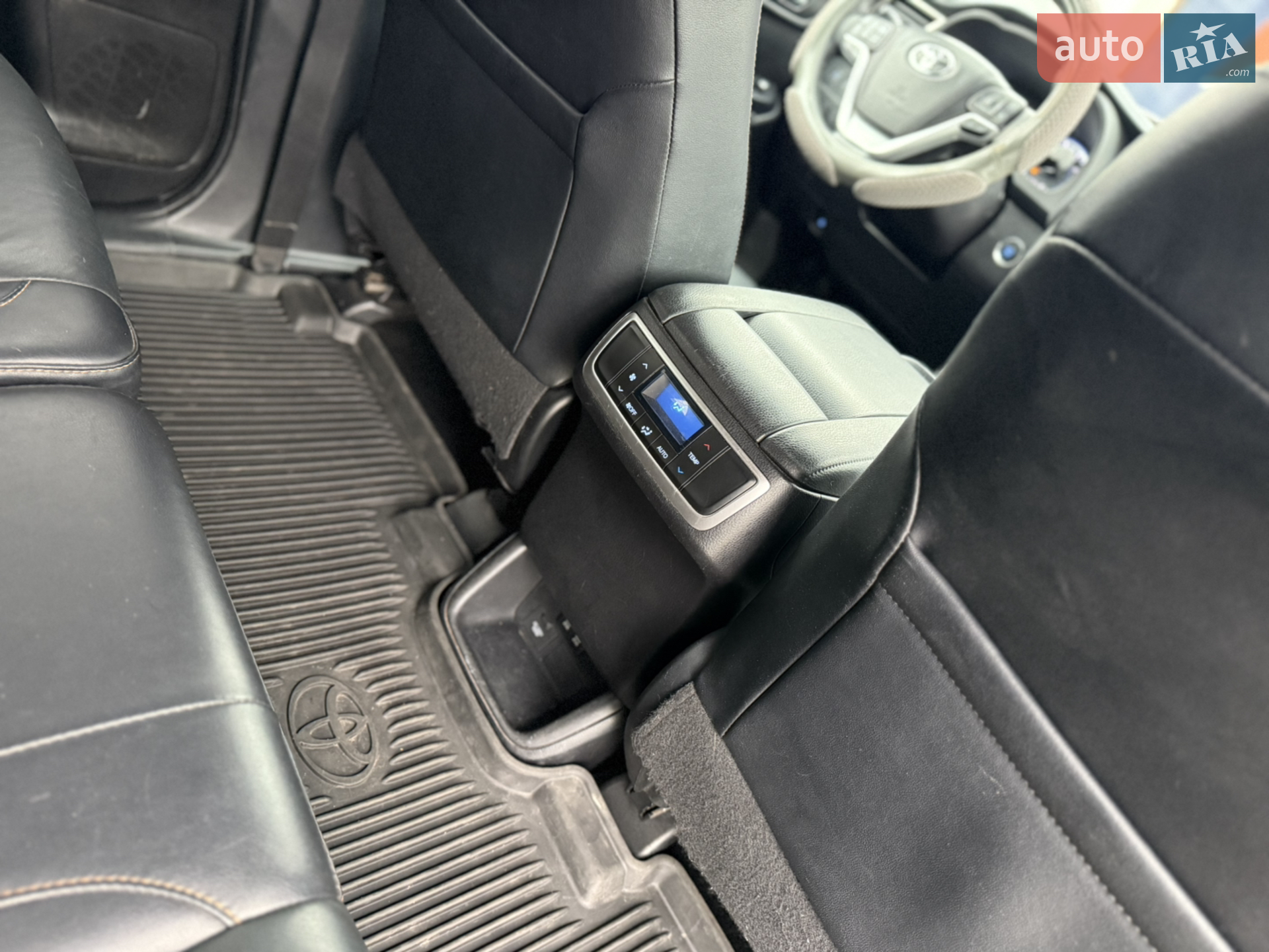 2018 Toyota Highlander - мініатюра 27