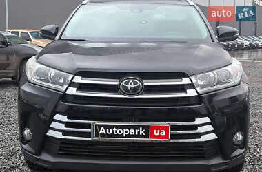 Внедорожник / Кроссовер Toyota Highlander 2016 в Львове