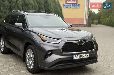 Внедорожник / Кроссовер Toyota Highlander 2021 в Самборе