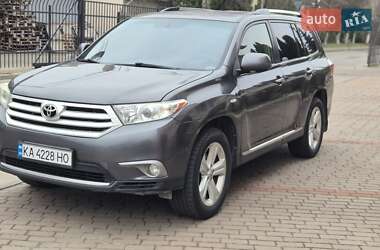 Внедорожник / Кроссовер Toyota Highlander 2011 в Киеве