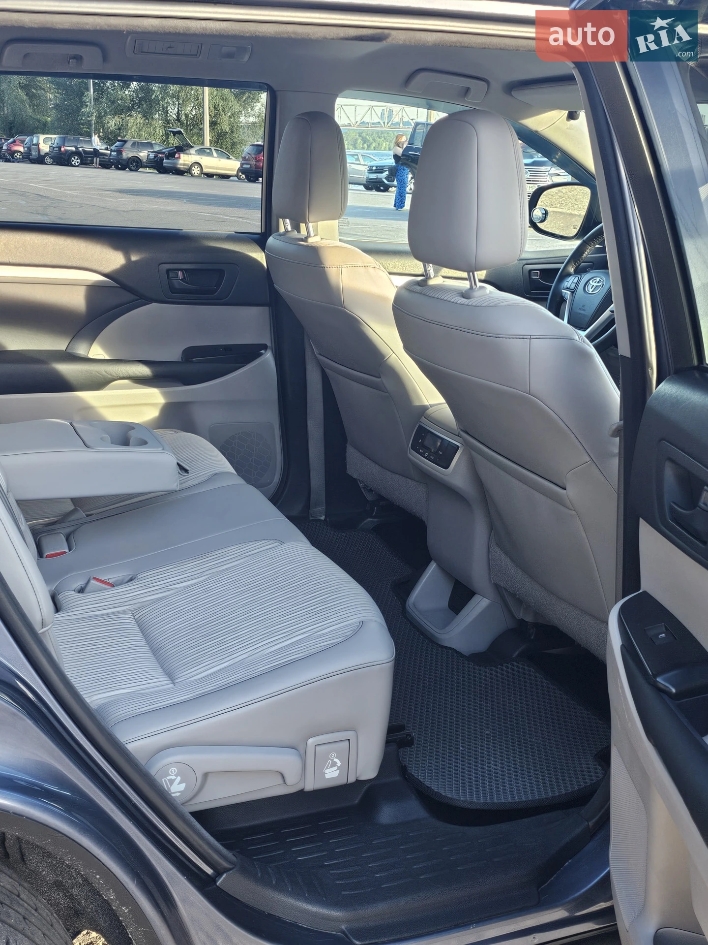 2014 Toyota Highlander - мініатюра 7