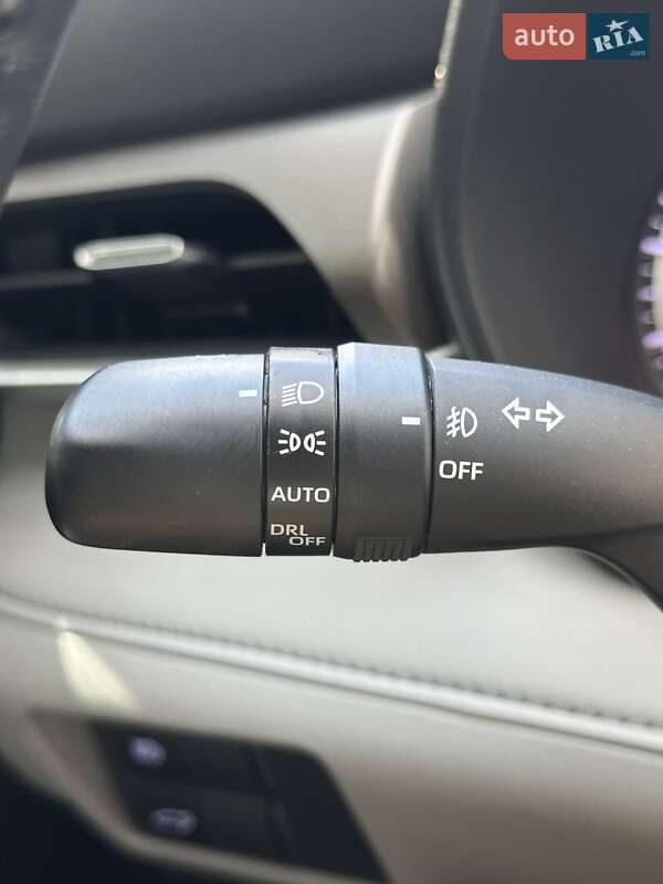 Позашляховик / Кросовер Toyota Highlander 2020 в Білогородці