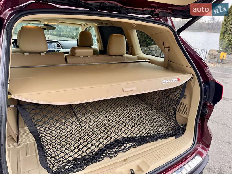 Внедорожник / Кроссовер Toyota Highlander 2018 в Кропивницком фото 40 Внедорожник / Кроссовер Toyota Highlander 2018 в Кропивницком