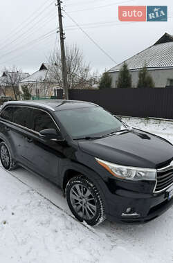 Внедорожник / Кроссовер Toyota Highlander 2014 в Мироновке
