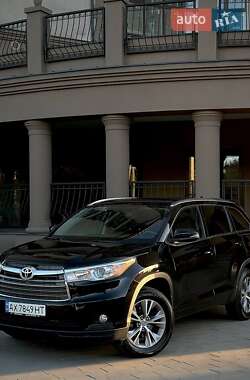 Внедорожник / Кроссовер Toyota Highlander 2014 в Харькове