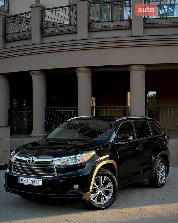 Позашляховик / Кросовер Toyota Highlander 2014 в Харкові фото Позашляховик / Кросовер Toyota Highlander 2014 в Харкові