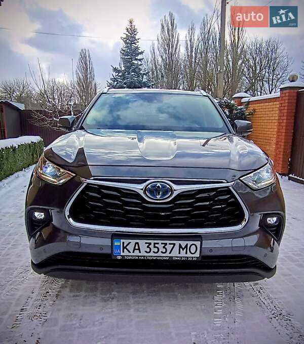 Внедорожник / Кроссовер Toyota Highlander 2021 в Киеве