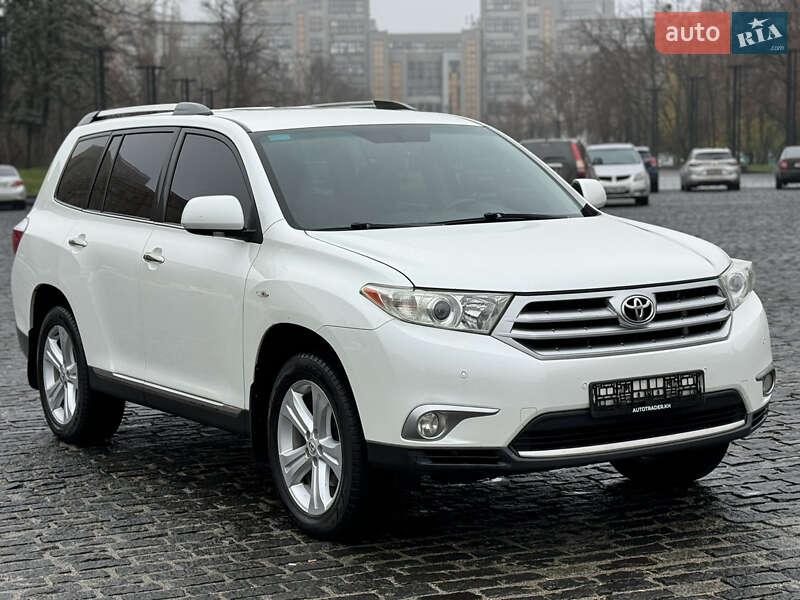 Позашляховик / Кросовер Toyota Highlander 2012 в Харкові