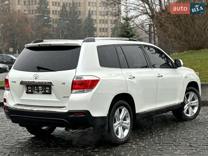 Позашляховик / Кросовер Toyota Highlander 2012 в Харкові
