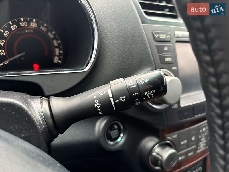Позашляховик / Кросовер Toyota Highlander 2012 в Харкові