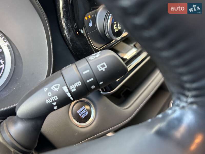 Внедорожник / Кроссовер Toyota Highlander 2020 в Киеве