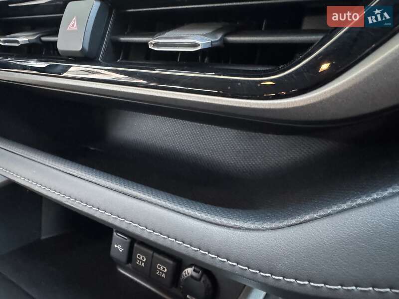 Внедорожник / Кроссовер Toyota Highlander 2020 в Киеве