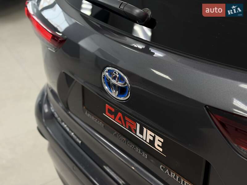Внедорожник / Кроссовер Toyota Highlander 2024 в Тернополе