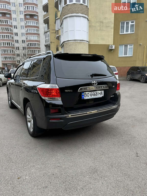 Внедорожник / Кроссовер Toyota Highlander 2013 в Тернополе