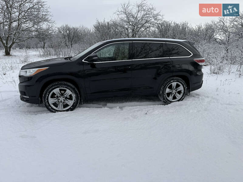 Внедорожник / Кроссовер Toyota Highlander 2015 в Харькове фото 6 Внедорожник / Кроссовер Toyota Highlander 2015 в Харькове