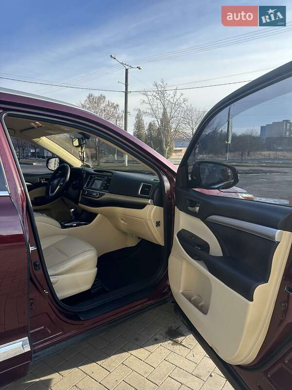 Внедорожник / Кроссовер Toyota Highlander 2014 в Калуше фото 25 Внедорожник / Кроссовер Toyota Highlander 2014 в Калуше