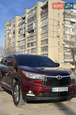 Внедорожник / Кроссовер Toyota Highlander 2014 в Калуше