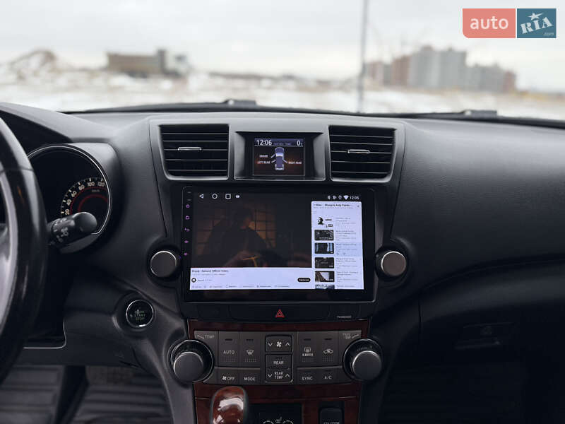 Внедорожник / Кроссовер Toyota Highlander 2011 в Ровно