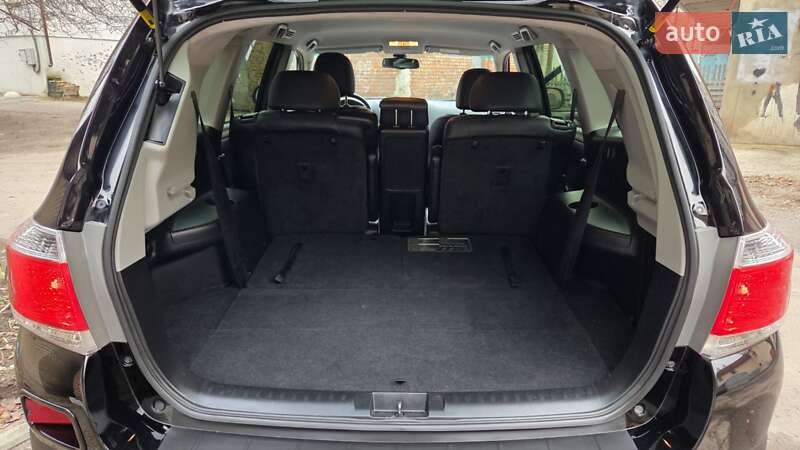 Внедорожник / Кроссовер Toyota Highlander 2013 в Харькове