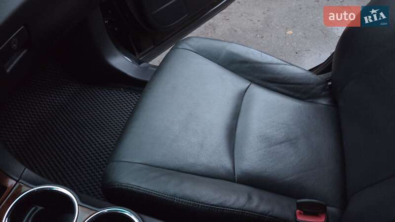 Внедорожник / Кроссовер Toyota Highlander 2013 в Харькове