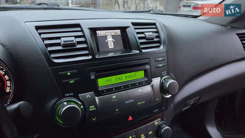 Внедорожник / Кроссовер Toyota Highlander 2013 в Харькове