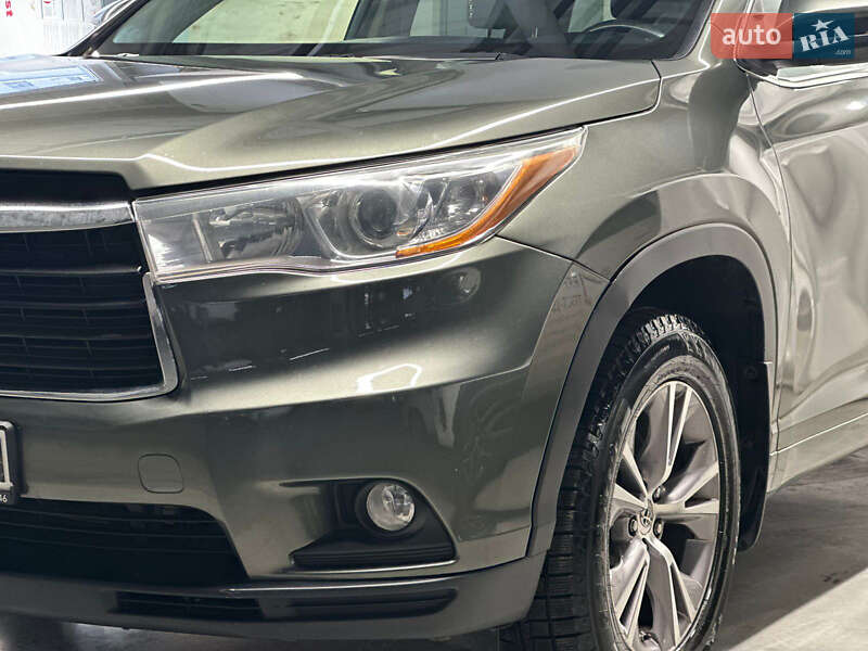 Внедорожник / Кроссовер Toyota Highlander 2014 в Луцке фото 8 Внедорожник / Кроссовер Toyota Highlander 2014 в Луцке
