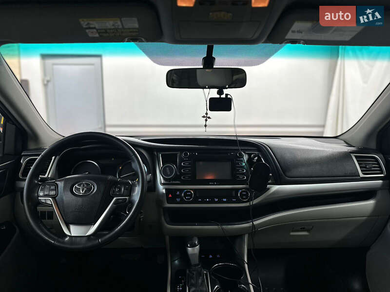 Внедорожник / Кроссовер Toyota Highlander 2014 в Луцке фото 24 Внедорожник / Кроссовер Toyota Highlander 2014 в Луцке