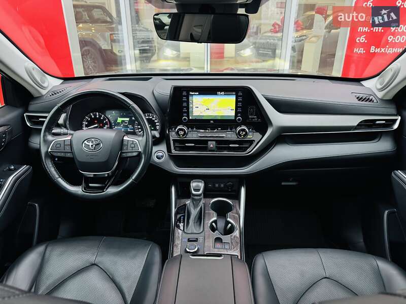 Позашляховик / Кросовер Toyota Highlander 2021 в Тернополі