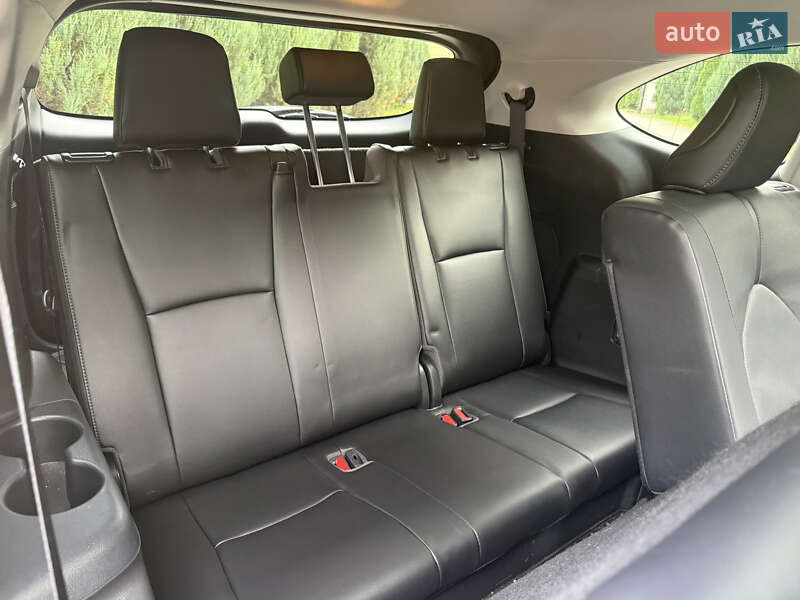 Внедорожник / Кроссовер Toyota Highlander 2021 в Самборе