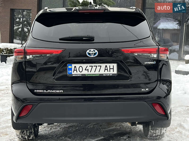 Внедорожник / Кроссовер Toyota Highlander 2020 в Ужгороде