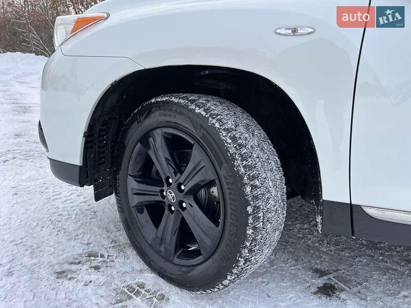 Внедорожник / Кроссовер Toyota Highlander 2013 в Львове фото 41 Внедорожник / Кроссовер Toyota Highlander 2013 в Львове