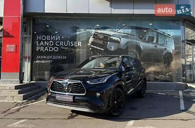 Внедорожник / Кроссовер Toyota Highlander 2024 в Одессе