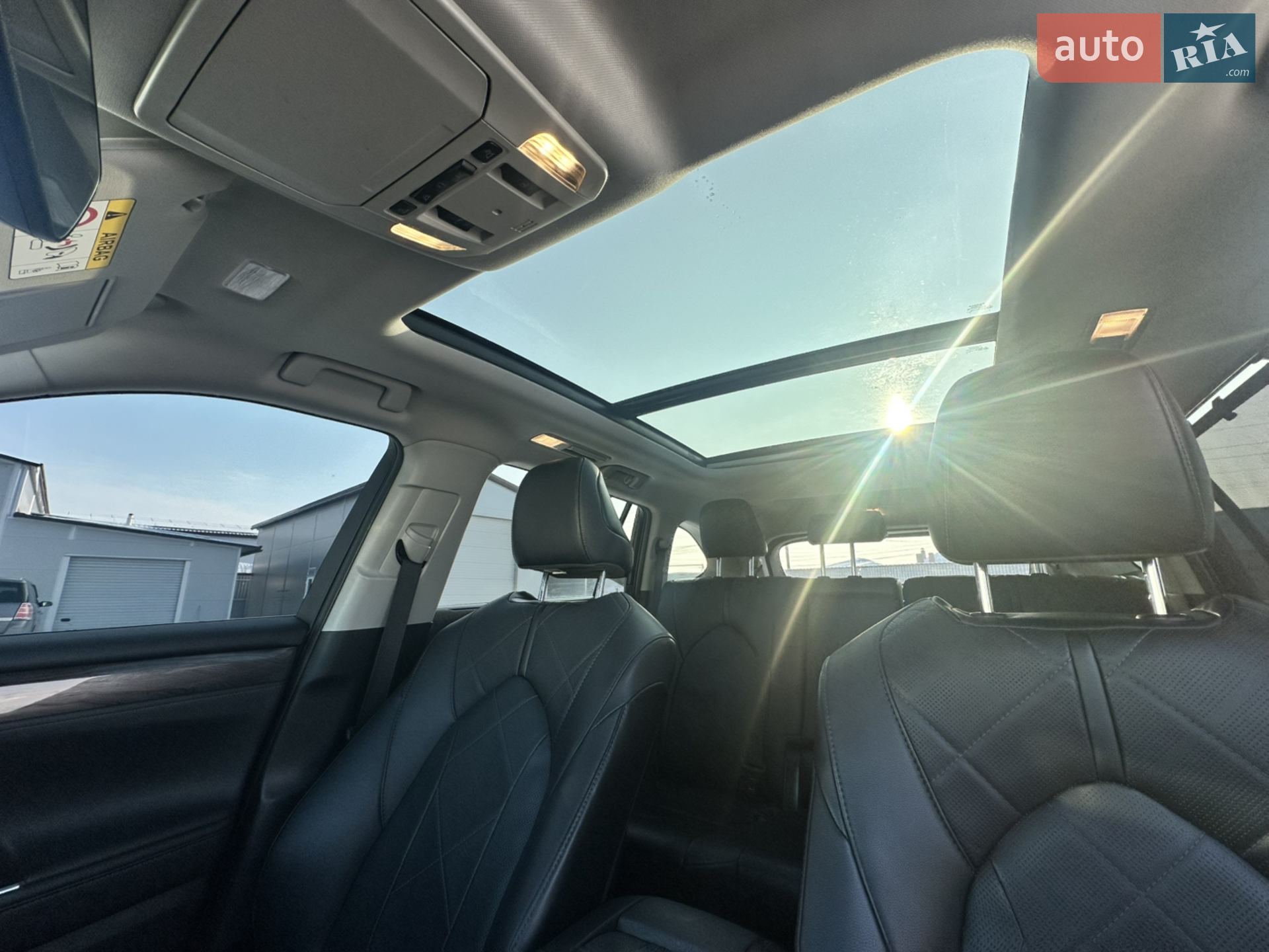 2021 Toyota Highlander - фото 1